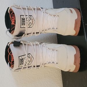 Mens 32 snowboard boots